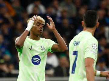 Lamine se lamenta del resultado en el Giuseppe Meazza