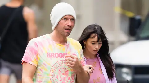 Chris Martin y Dakota Johnson Chris Martin y Dakota Johnson